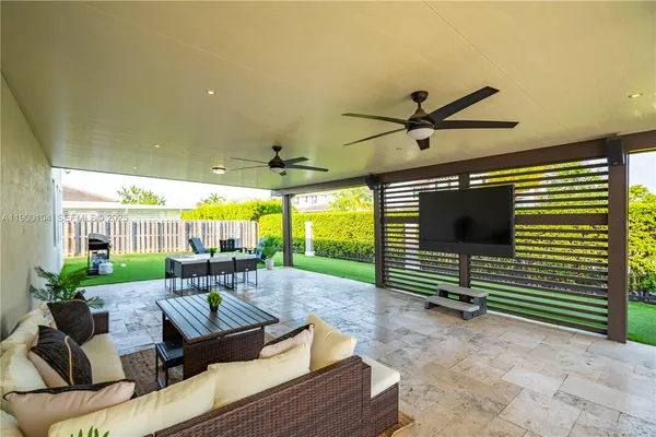 $25,000 | 11 Northwest 122nd Avenue, Miami, FL 33182