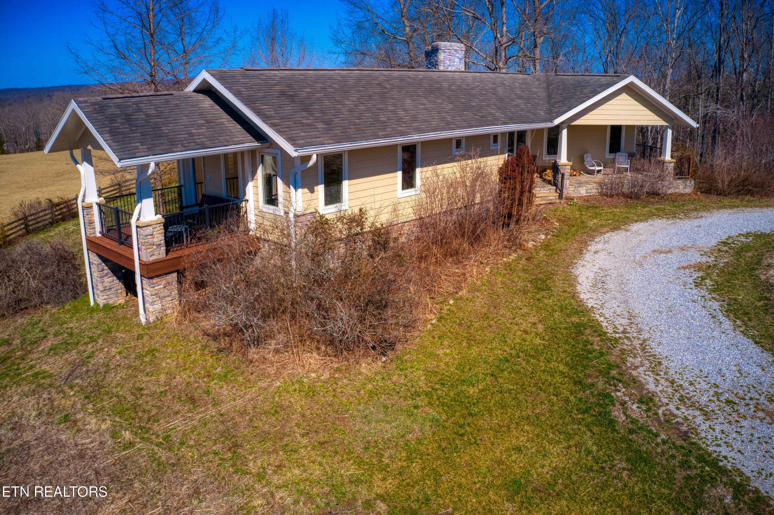 1043 Range Cemetery Road Allardt, TN 38504 - Photo 46 of 48 DJI_0333