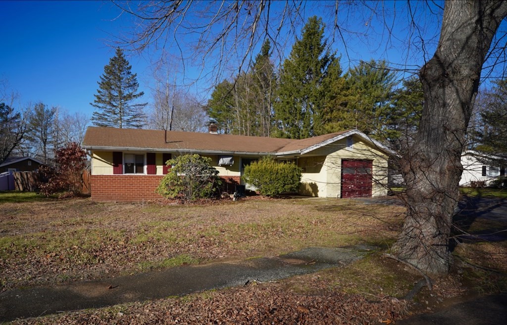 16 Temi Road Beverly, MA 01915 - Photo 3 of 12
