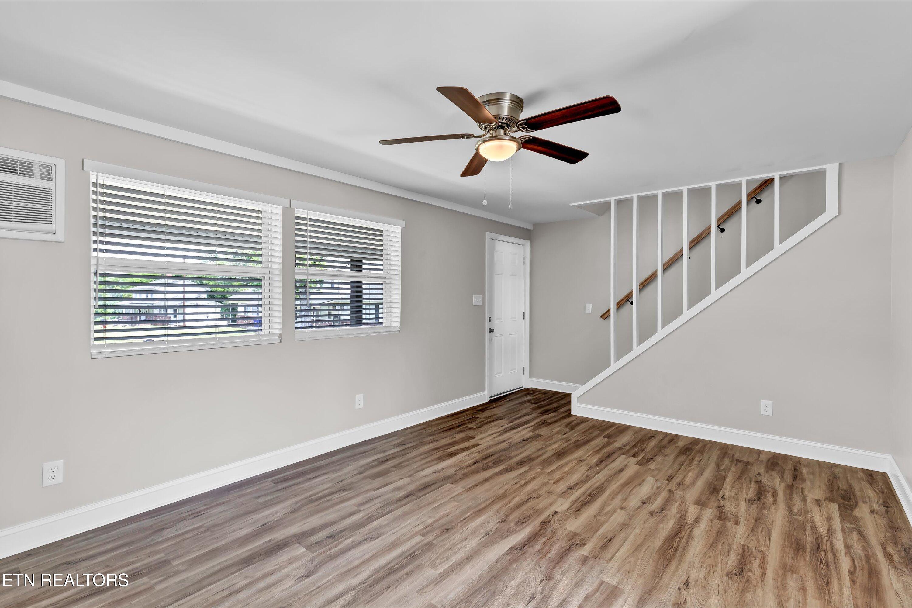 153 Tacoma Road Oak Ridge, TN 37830 - Photo 7 of 27 07-153 Tacoma Rd-7
