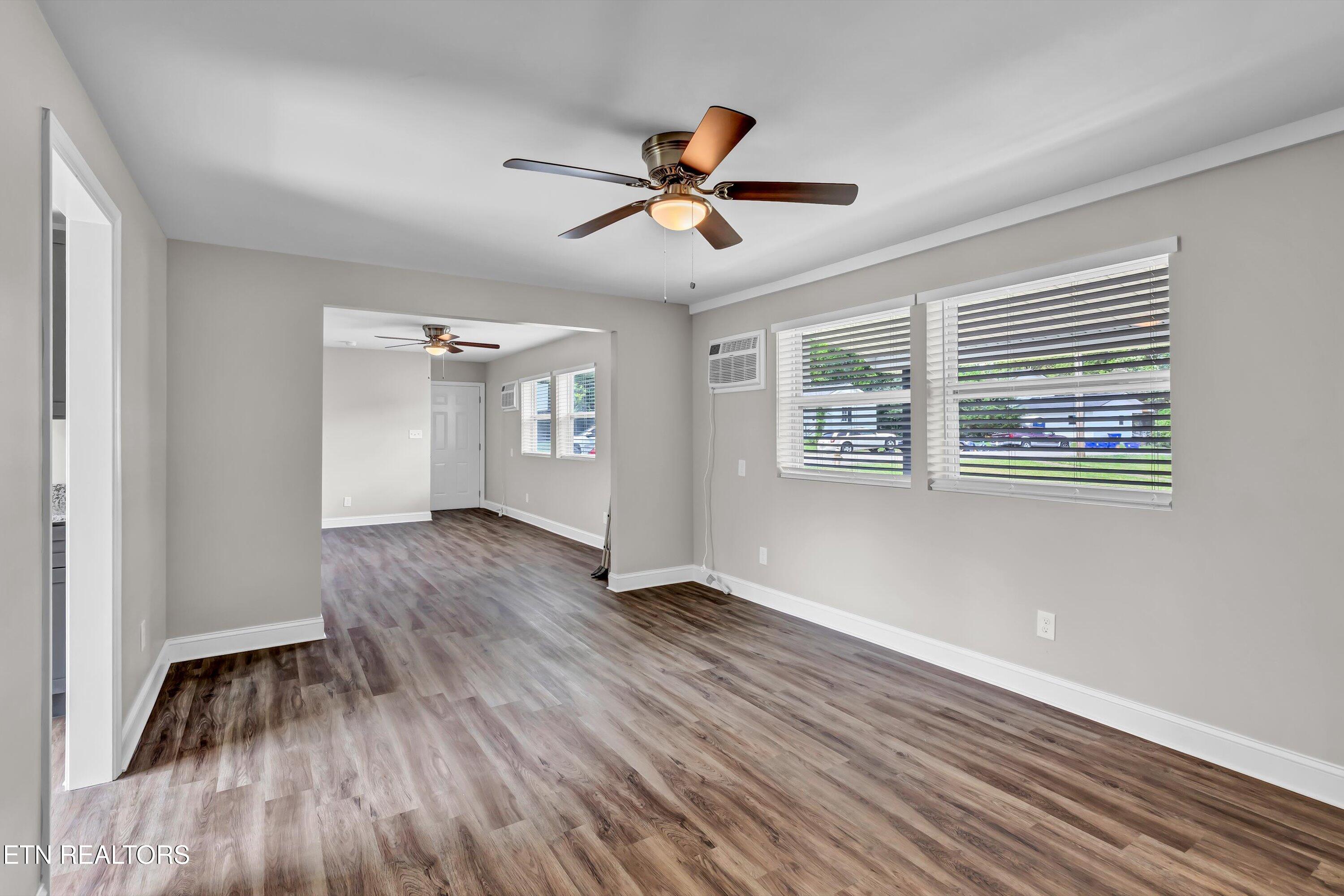 153 Tacoma Road Oak Ridge, TN 37830 - Photo 8 of 27 08-153 Tacoma Rd-8