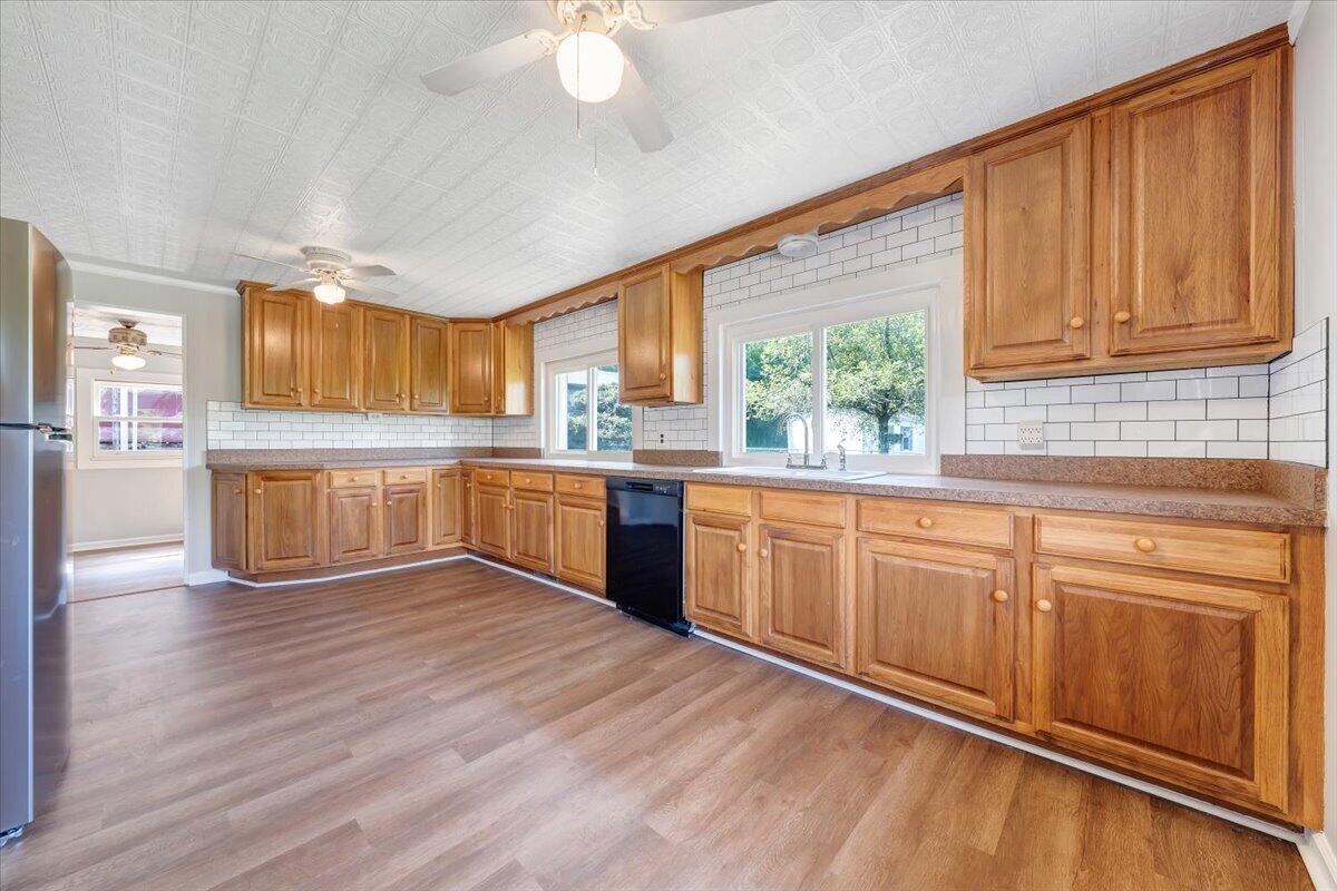 6058 Old Rte 11 Dublin, VA 24084 - Photo 14 of 42 14-MIB06977