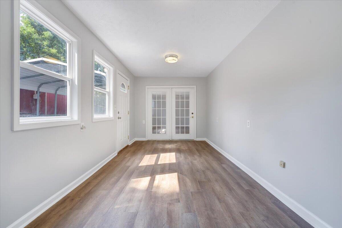 6058 Old Rte 11 Dublin, VA 24084 - Photo 20 of 42 20-MIB07001