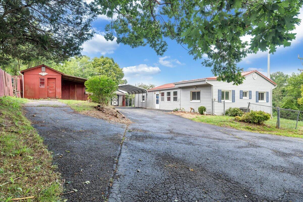 6058 Old Rte 11 Dublin, VA 24084 - Photo 2 of 42 02-MIB07025
