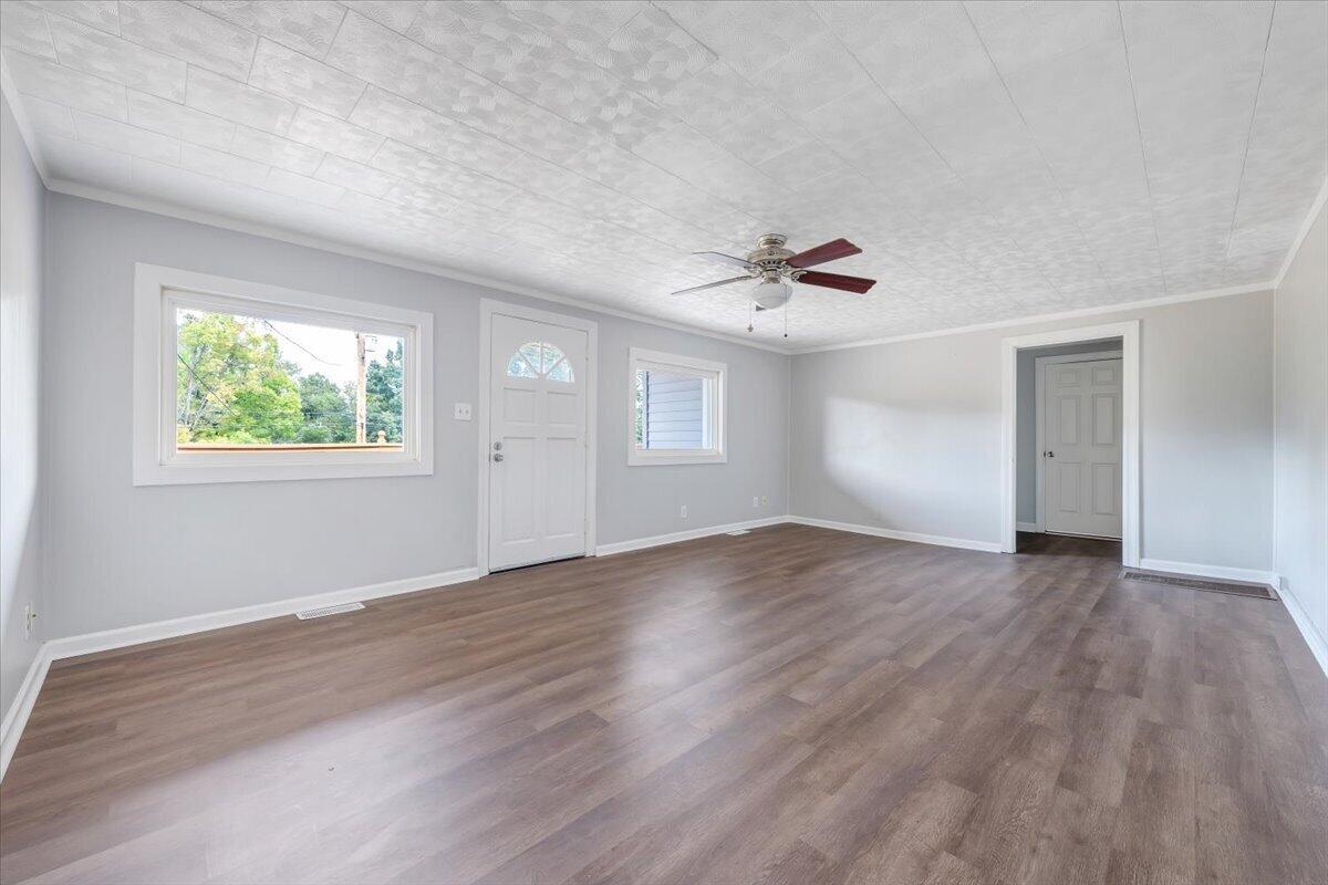 6058 Old Rte 11 Dublin, VA 24084 - Photo 6 of 42 06-MIB06959