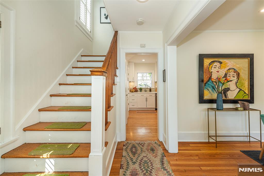 14 Northview Avenue Montclair, NJ 07043 - Photo 3 of 39