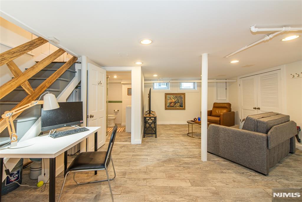 14 Northview Avenue Montclair, NJ 07043 - Photo 32 of 39