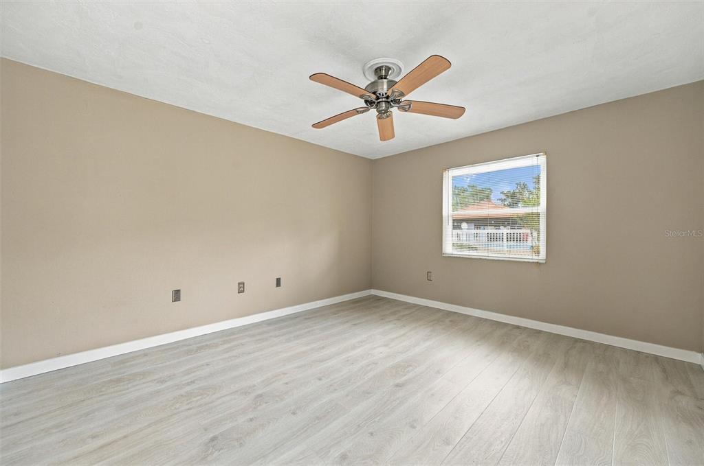 3265 South Beneva Road, Unit 104 Sarasota, FL 34232 - Photo 21 of 39 Gallery Image 21
