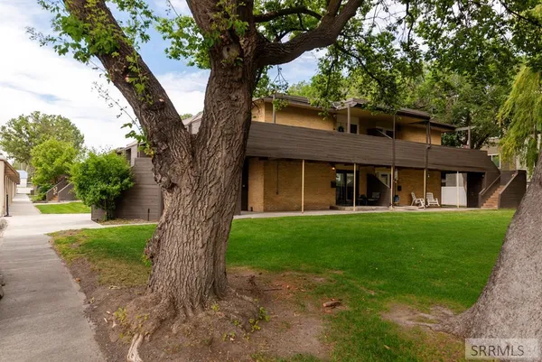 $190,000 | 220 North Fanning Avenue, Unit 33, Idaho Falls, ID 83401