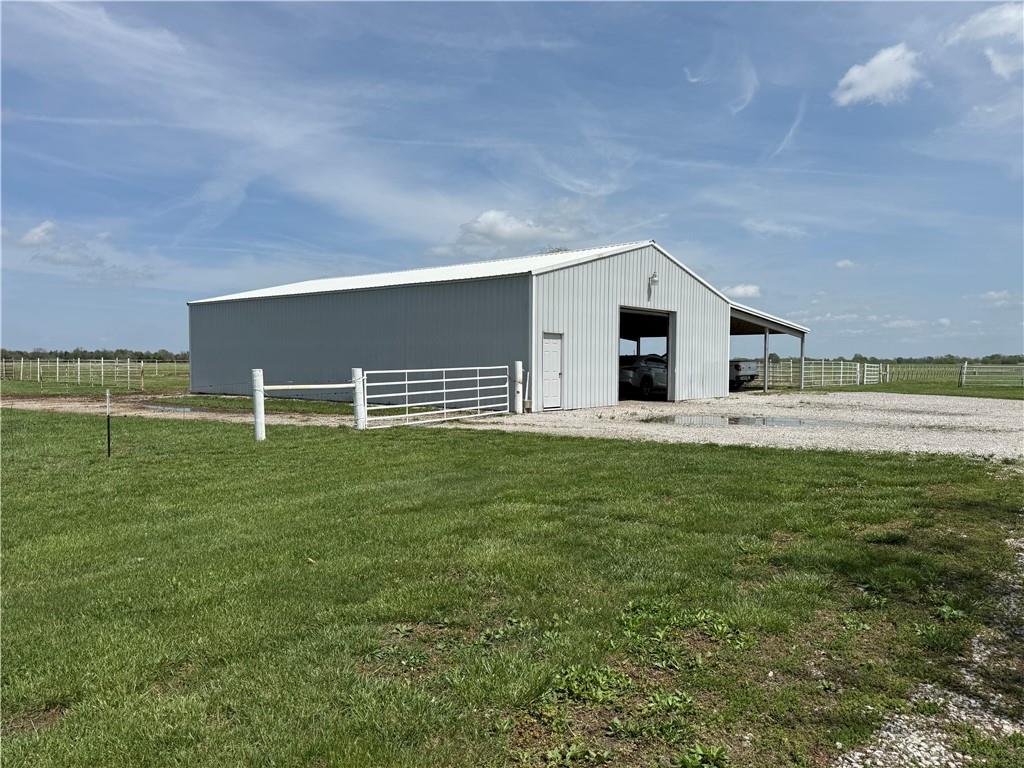 22176 East 1100th Road Pleasanton, KS 66075 - Photo 3 of 9