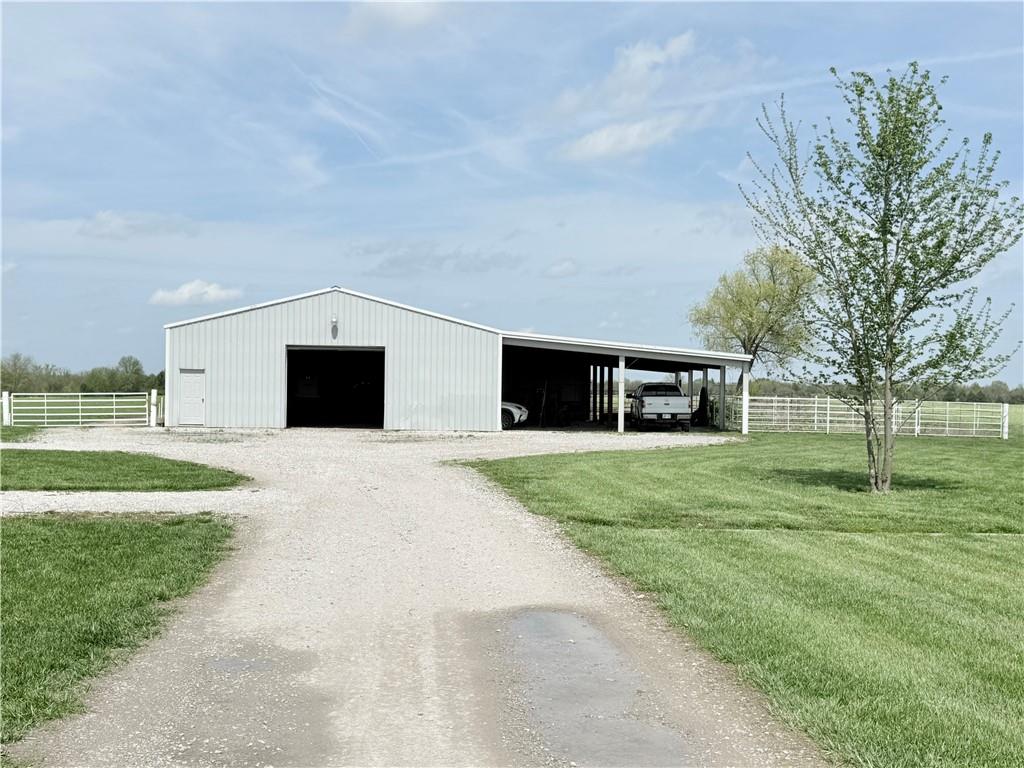 22176 East 1100th Road Pleasanton, KS 66075 - Photo 4 of 9