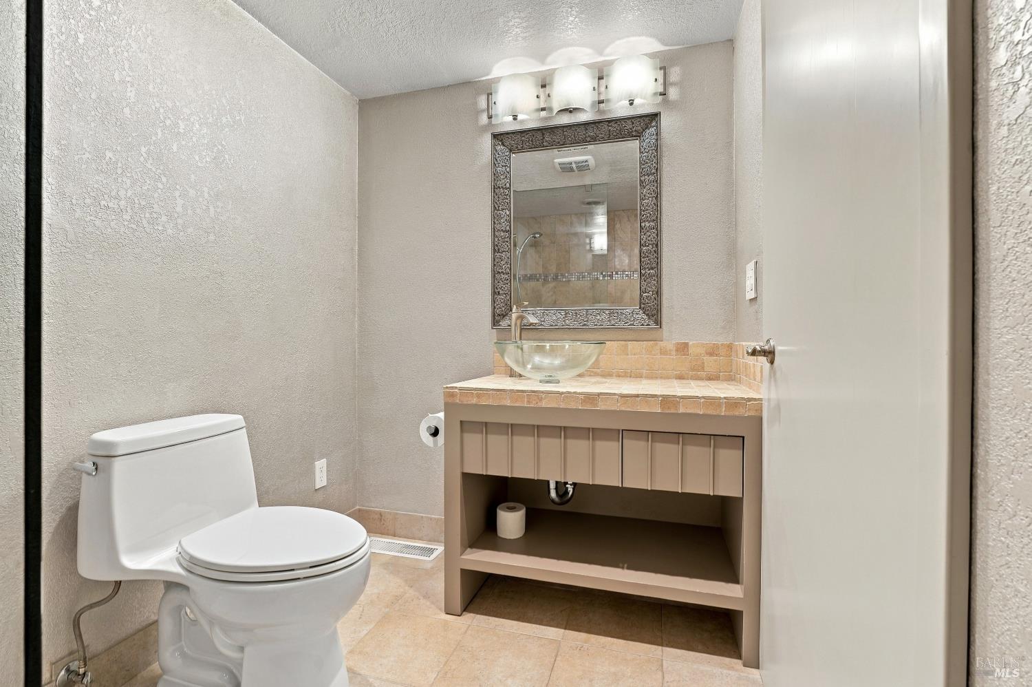 1672 Deer Run Santa Rosa, CA 95405 - Photo 34 of 45 Gallery Image 34