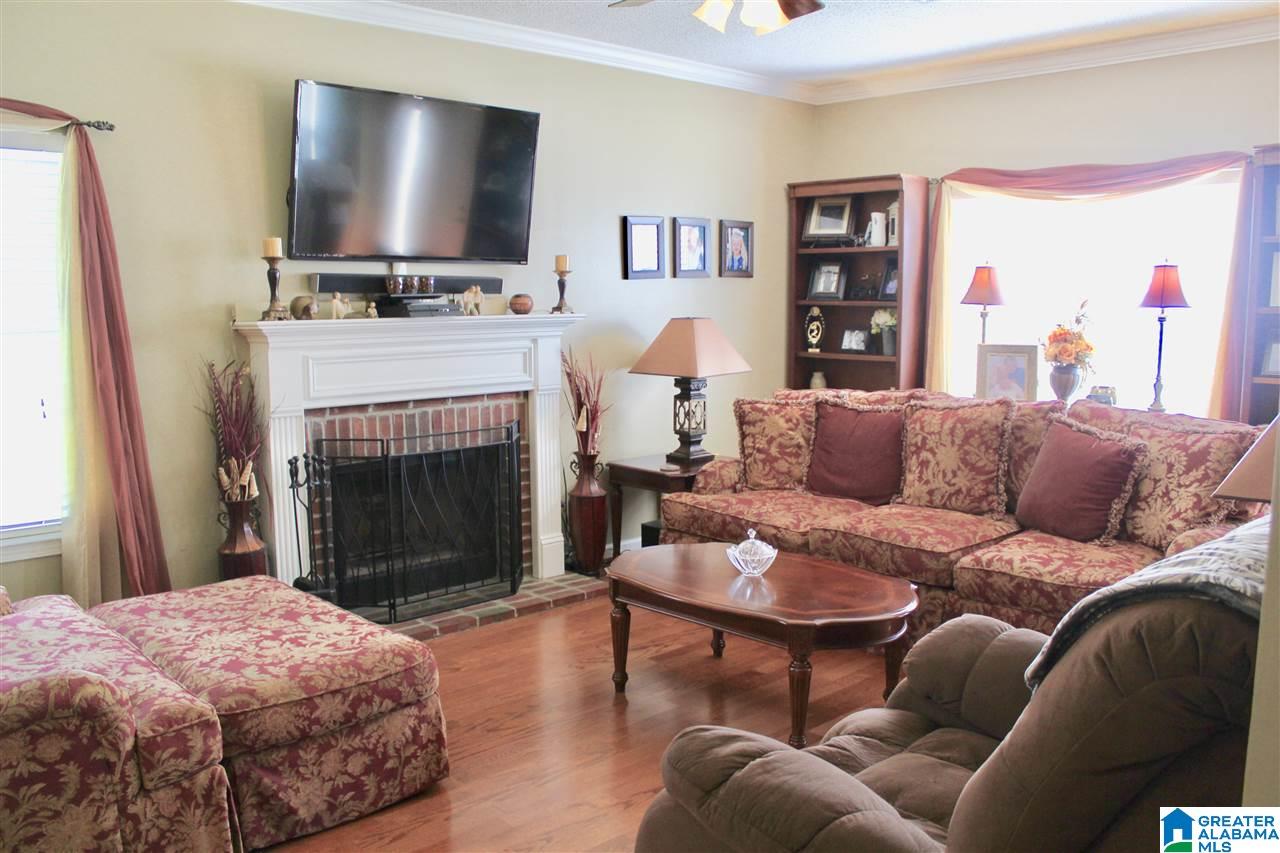 111 Meadow View Trail Pelham, AL 35124 - Photo 4 of 24