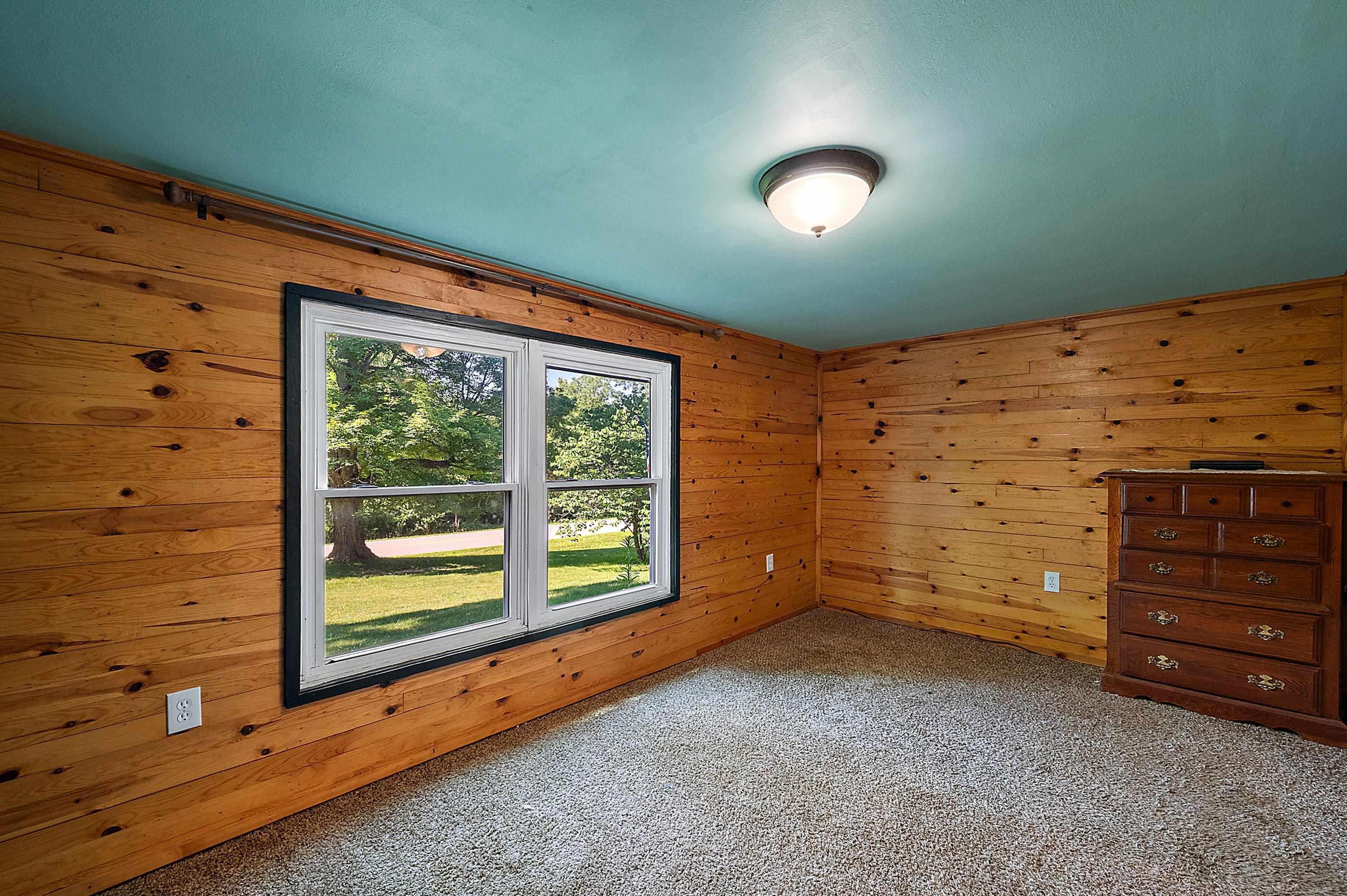 149 East Hunters Creek Road Lapeer, MI 48446 - Photo 35 of 71 50215016-2f01bc1d-409c-44b5-9e8a-89891e6ea7a0.JPG
