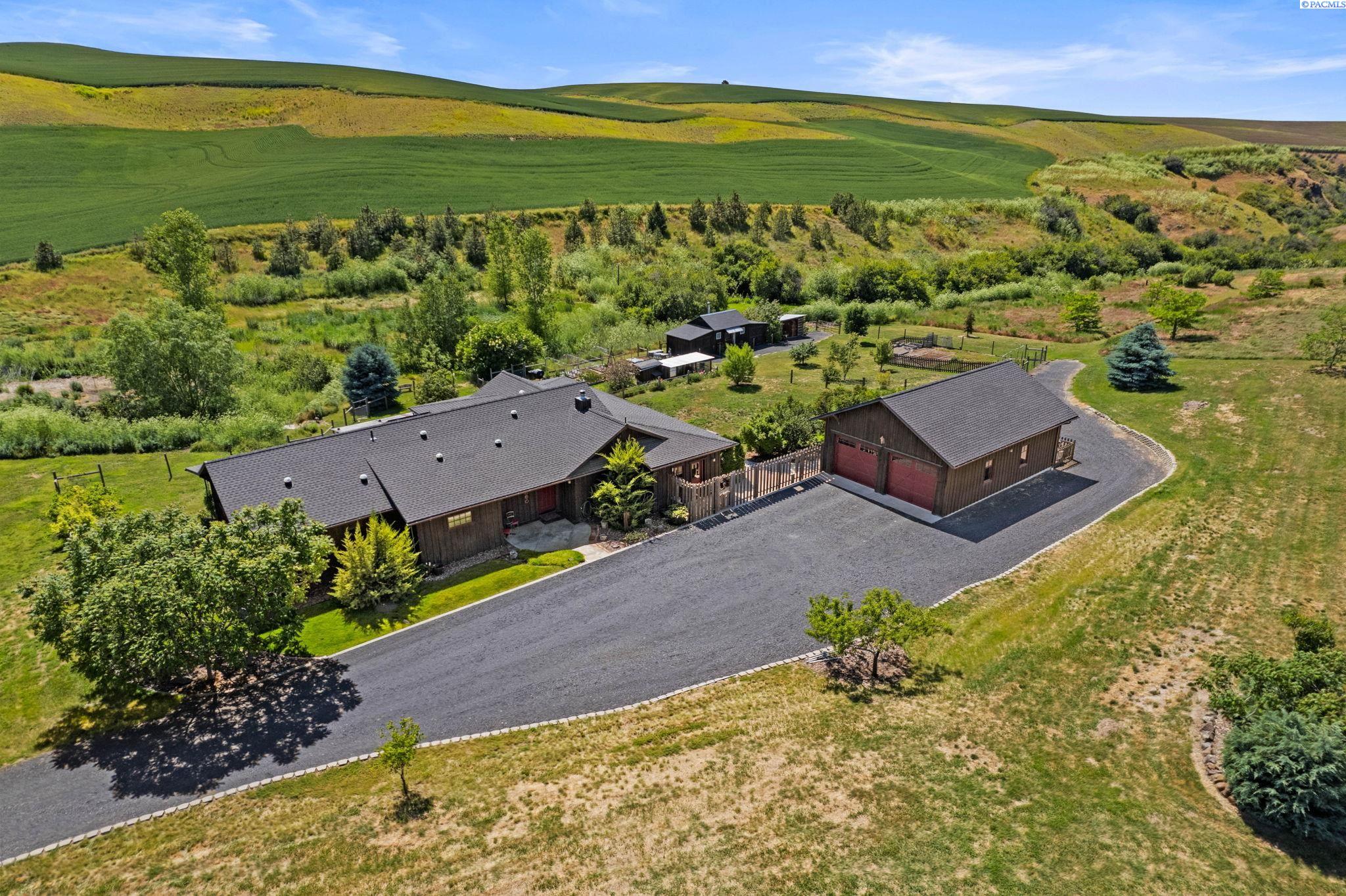 4261 Grove Road Endicott, WA 99125 - Photo 4 of 50 Gallery Image 4