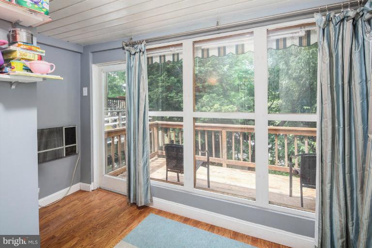 2030 Tunlaw Road Northwest Washington, DC 20007 - Photo 19 of 30 Interior (General)