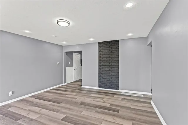 $184,500 | 5611 Oakland Avenue, Kansas City, MO 64129