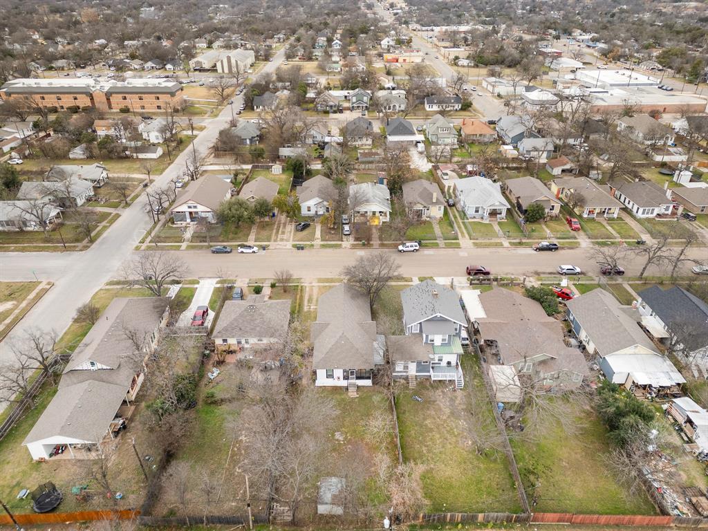 1916 Mitchell Avenue Waco, TX 76708 - Photo 8 of 32