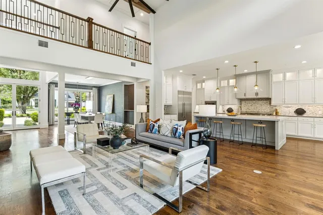 $2,995,000 | 5960 Williamstown Road, Dallas, TX 75230