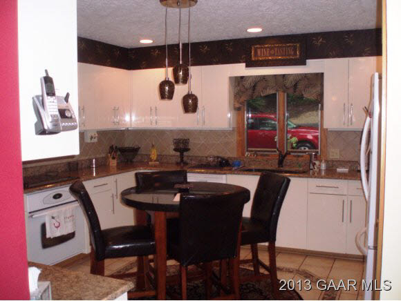 1004 Commerce Road Staunton, VA 24401 - Photo 4 of 35 Gallery Image 4