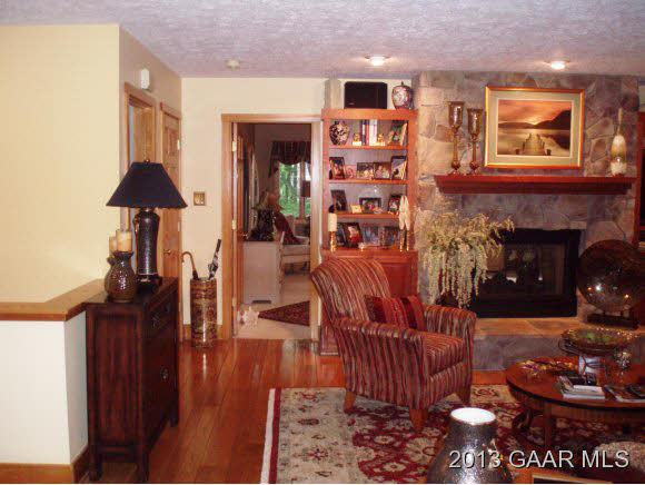 1004 Commerce Road Staunton, VA 24401 - Photo 9 of 35 Gallery Image 9