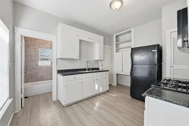 $219,900 | 3018 Sappington Place, Fort Worth, TX 76116