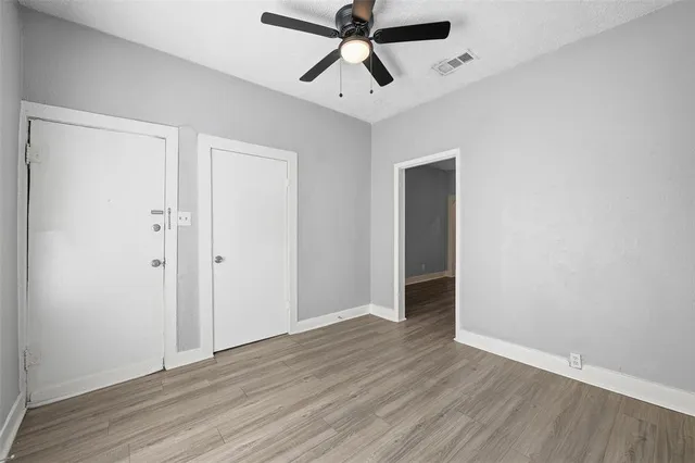 $219,900 | 3018 Sappington Place, Fort Worth, TX 76116