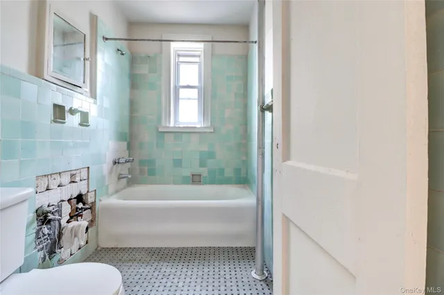 $1,600,000 | 88-01 107th Street | Richmond Hill