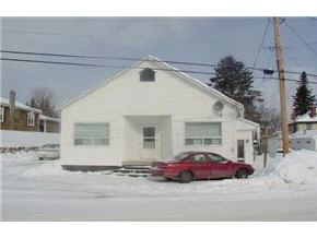 93 River Road Canaan, VT 05902 - Photo 2 of 3