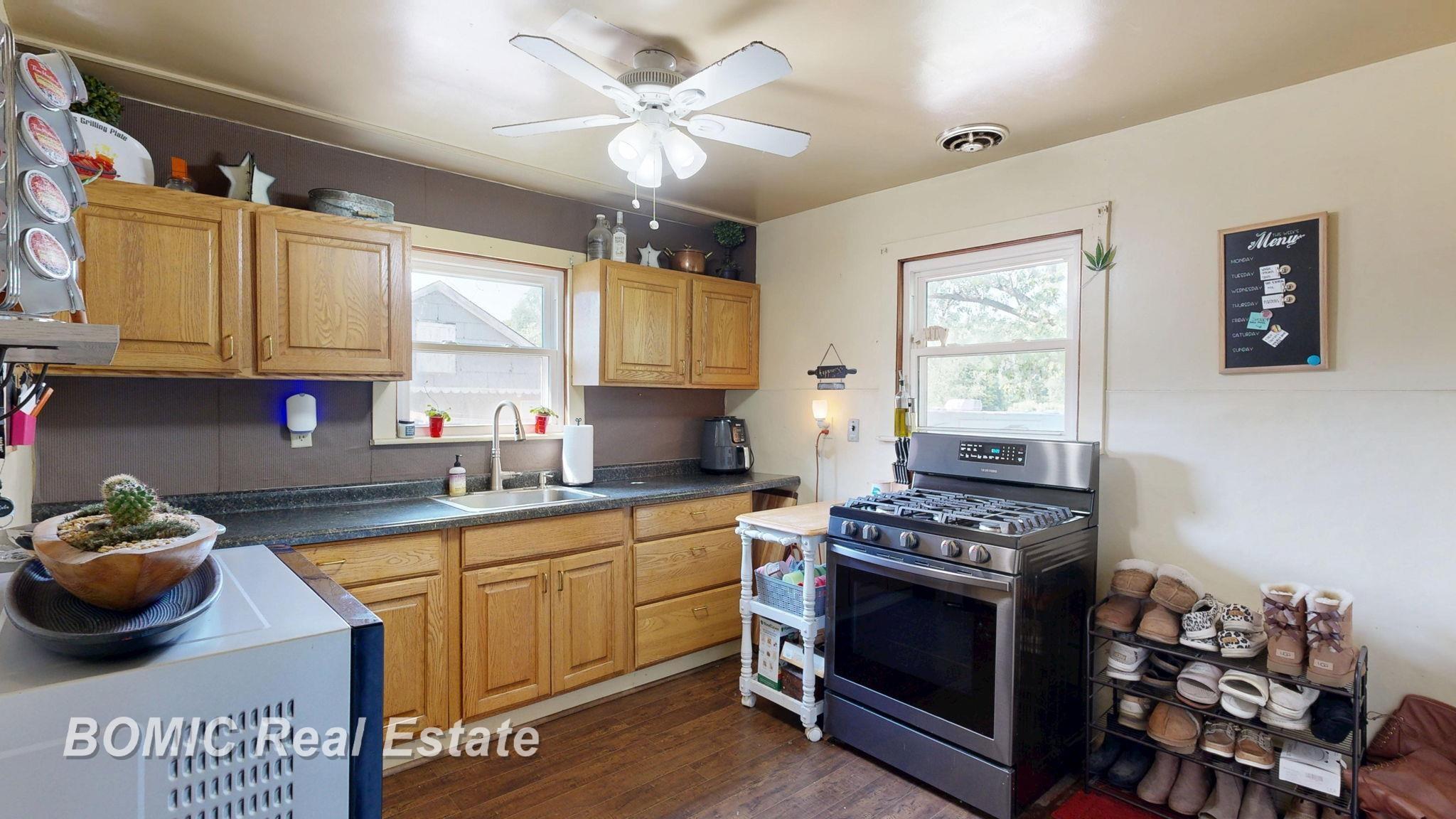 6685 State Road Millington, MI 48746 - Photo 3 of 34 50182019-771eca10-a0ef-4bc5-aa67-d12f3cc7eb26.JPG