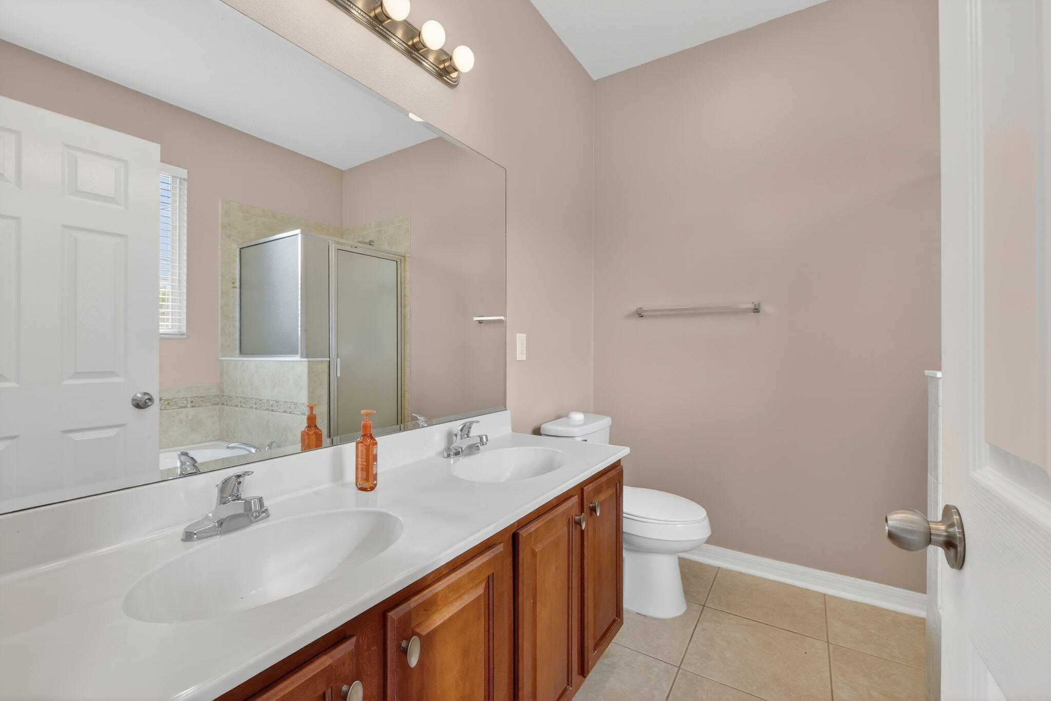 1572 Southwest Gager Road Port St. Lucie, FL 34953 - Photo 16 of 43 16-web-or-mls-3A5A5792