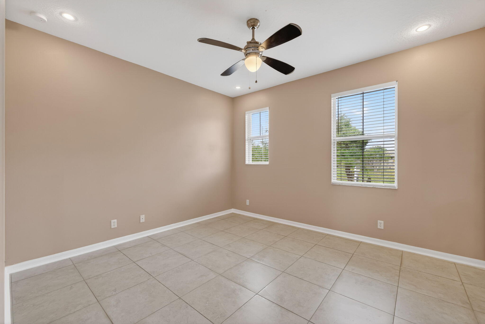 1572 Southwest Gager Road Port St. Lucie, FL 34953 - Photo 18 of 43 18-web-or-mls-3A5A5803