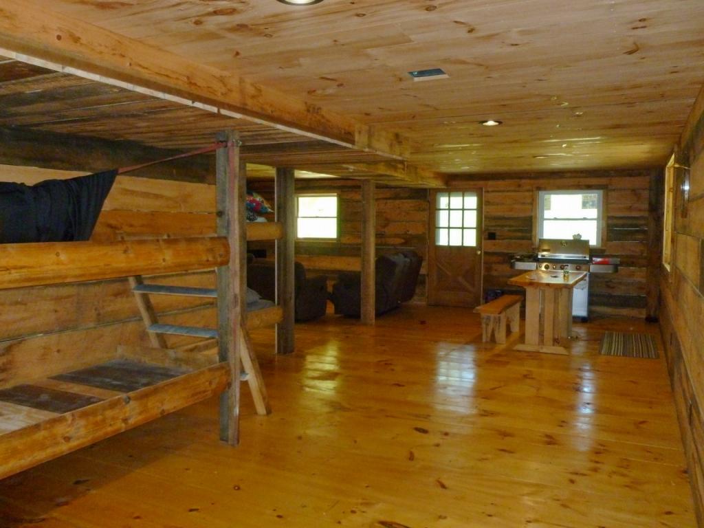 282 Coventry Road Benton, NH 03785 - Photo 17 of 36
