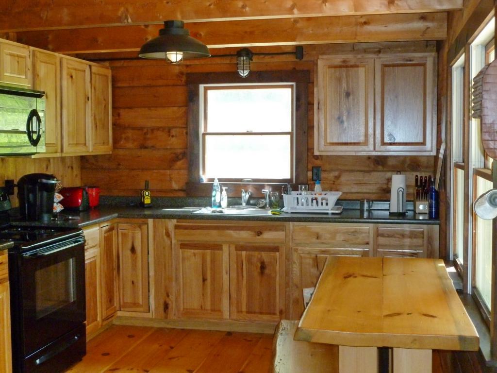 282 Coventry Road Benton, NH 03785 - Photo 27 of 36