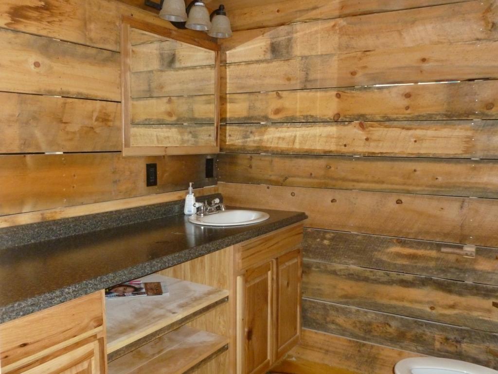 282 Coventry Road Benton, NH 03785 - Photo 31 of 36