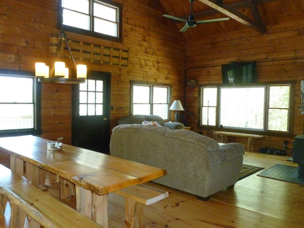 282 Coventry Road Benton, NH 03785 - Photo 5 of 36