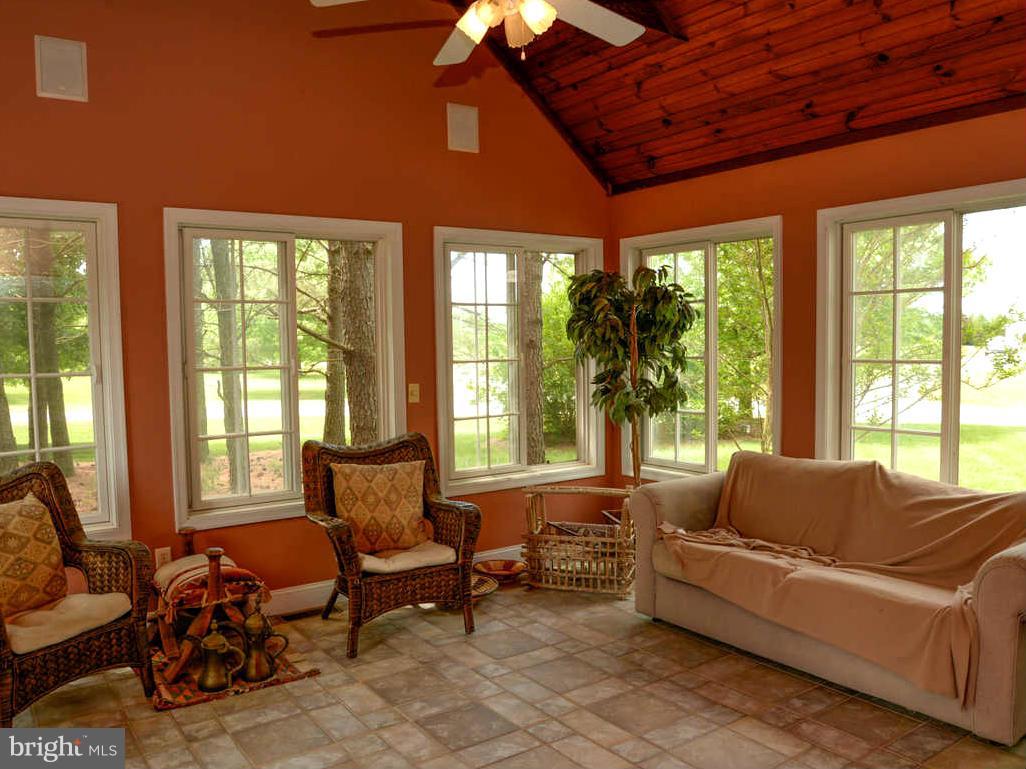 11984 Homestead View Road Worton, MD 21678 - Photo 3 of 26 Florida/Sun Room