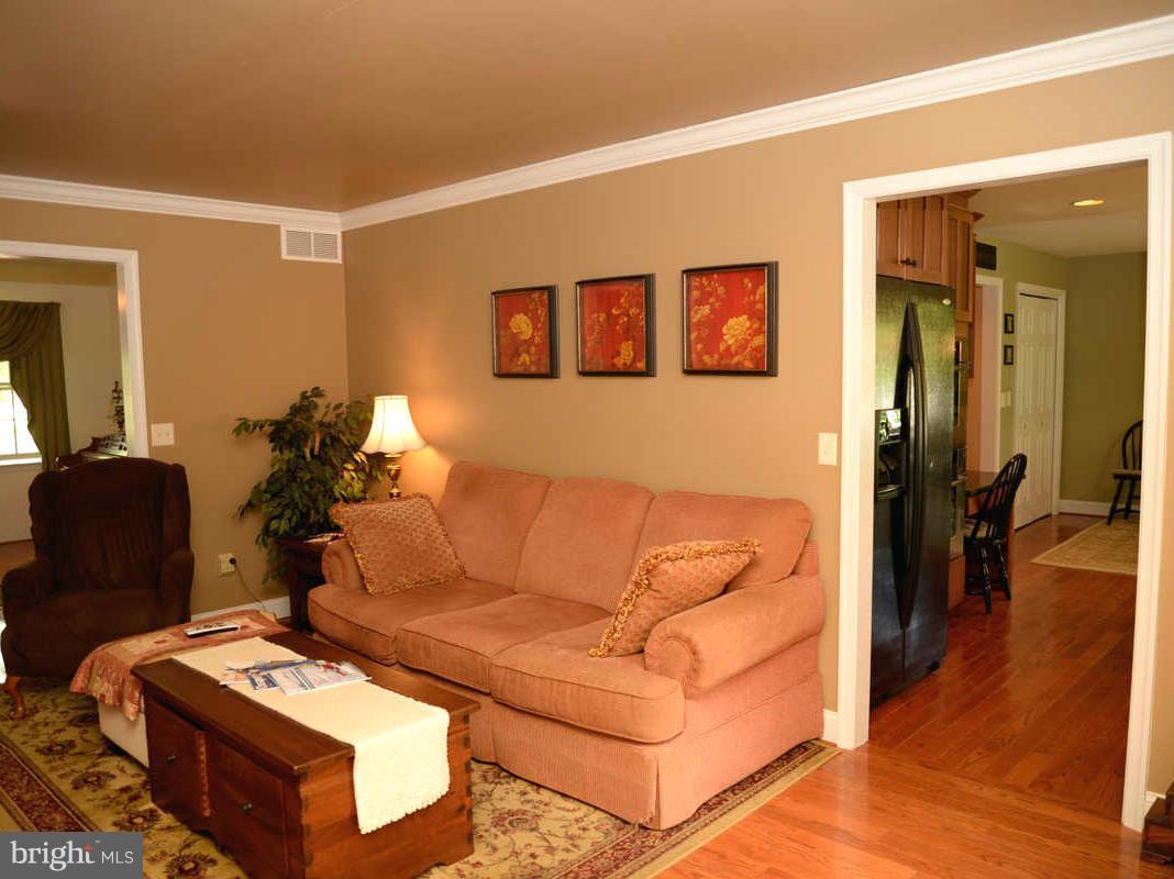 11984 Homestead View Road Worton, MD 21678 - Photo 9 of 26 Family Room looking into Kitchen
