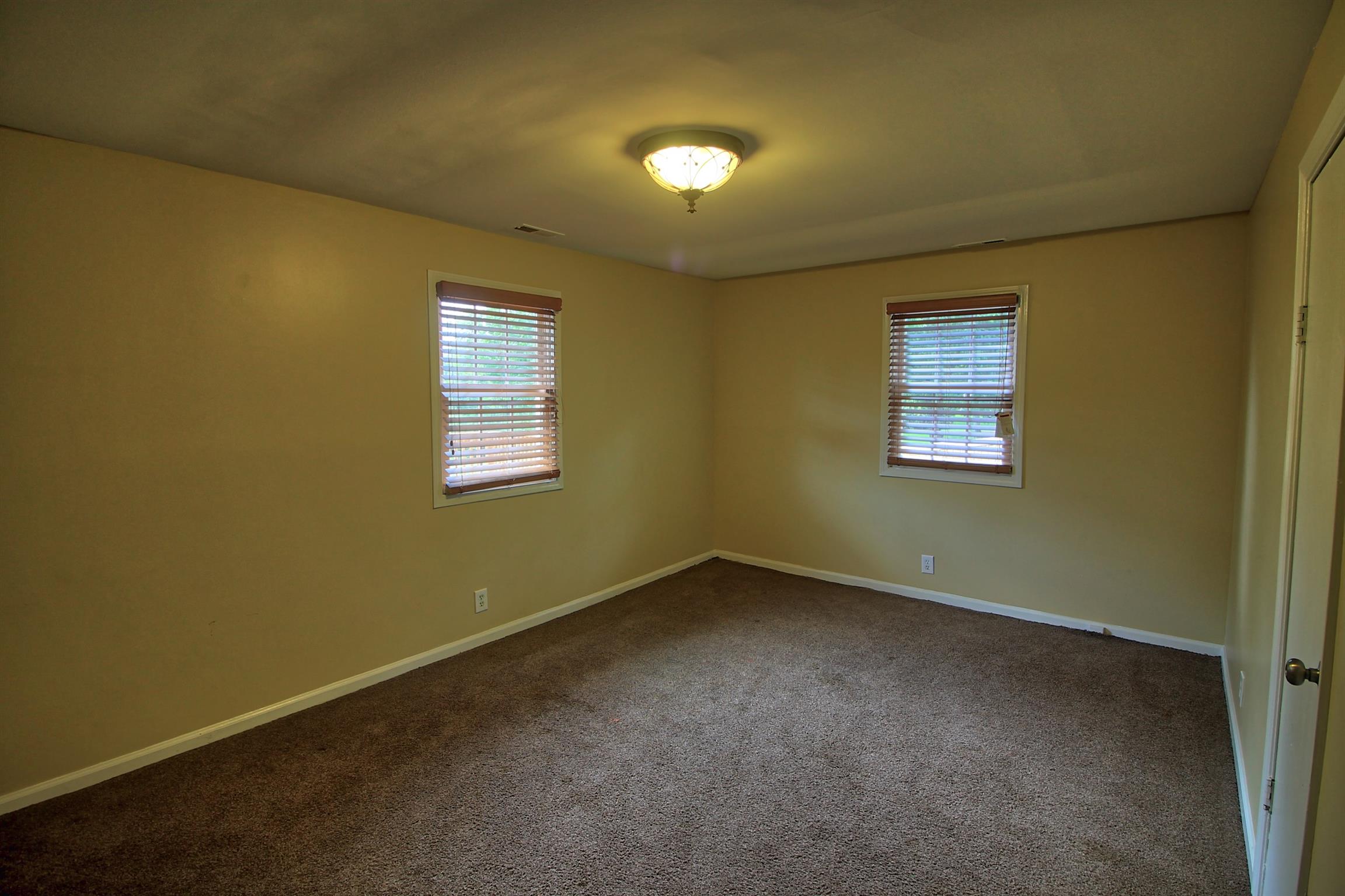 1284 Campbell Road Goodlettsville, TN 37072 - Photo 11 of 30 Gallery Image 11