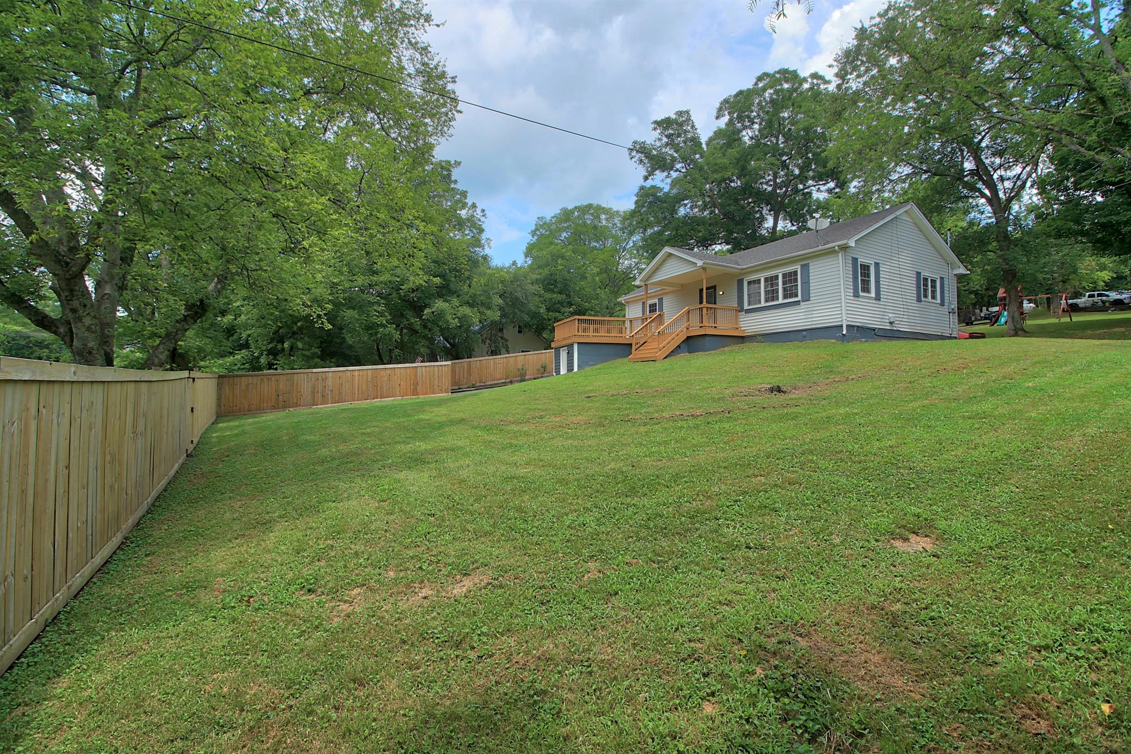 1284 Campbell Road Goodlettsville, TN 37072 - Photo 2 of 30 Gallery Image 2
