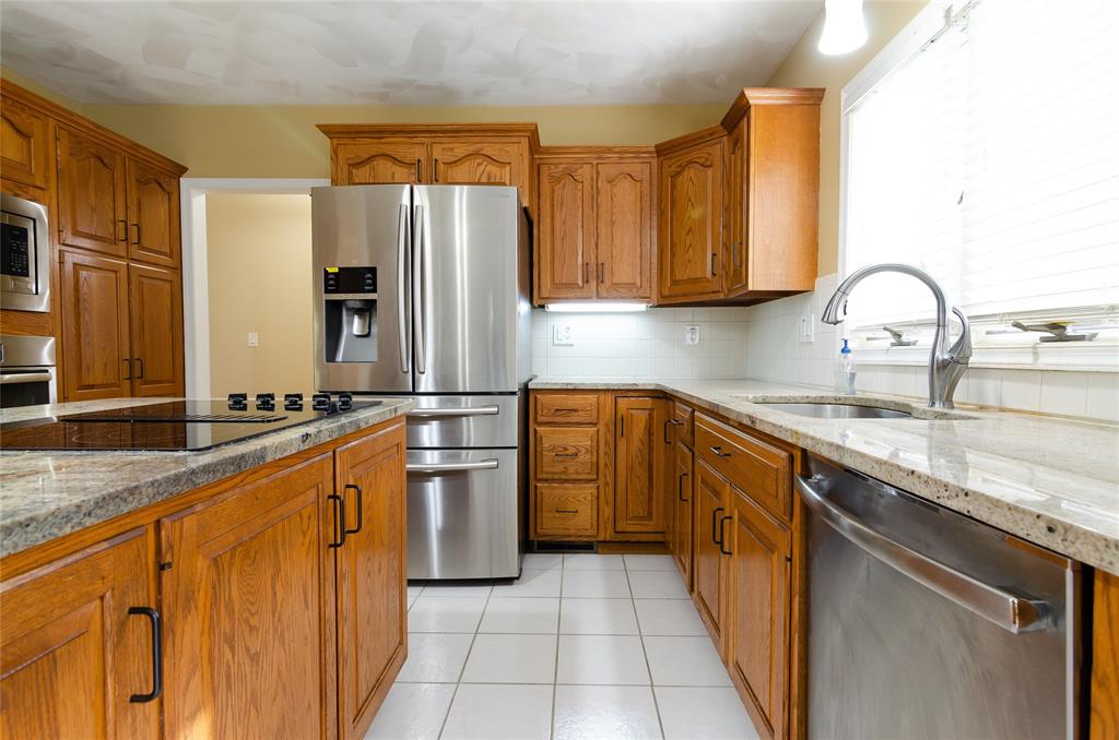 3108 Knapp Road Vestal, NY 13850 - Photo 10 of 38 Gallery Image 10