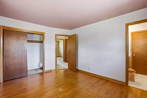 $299,900 | 501 Nicholson Avenue, South Milwaukee, WI 53172