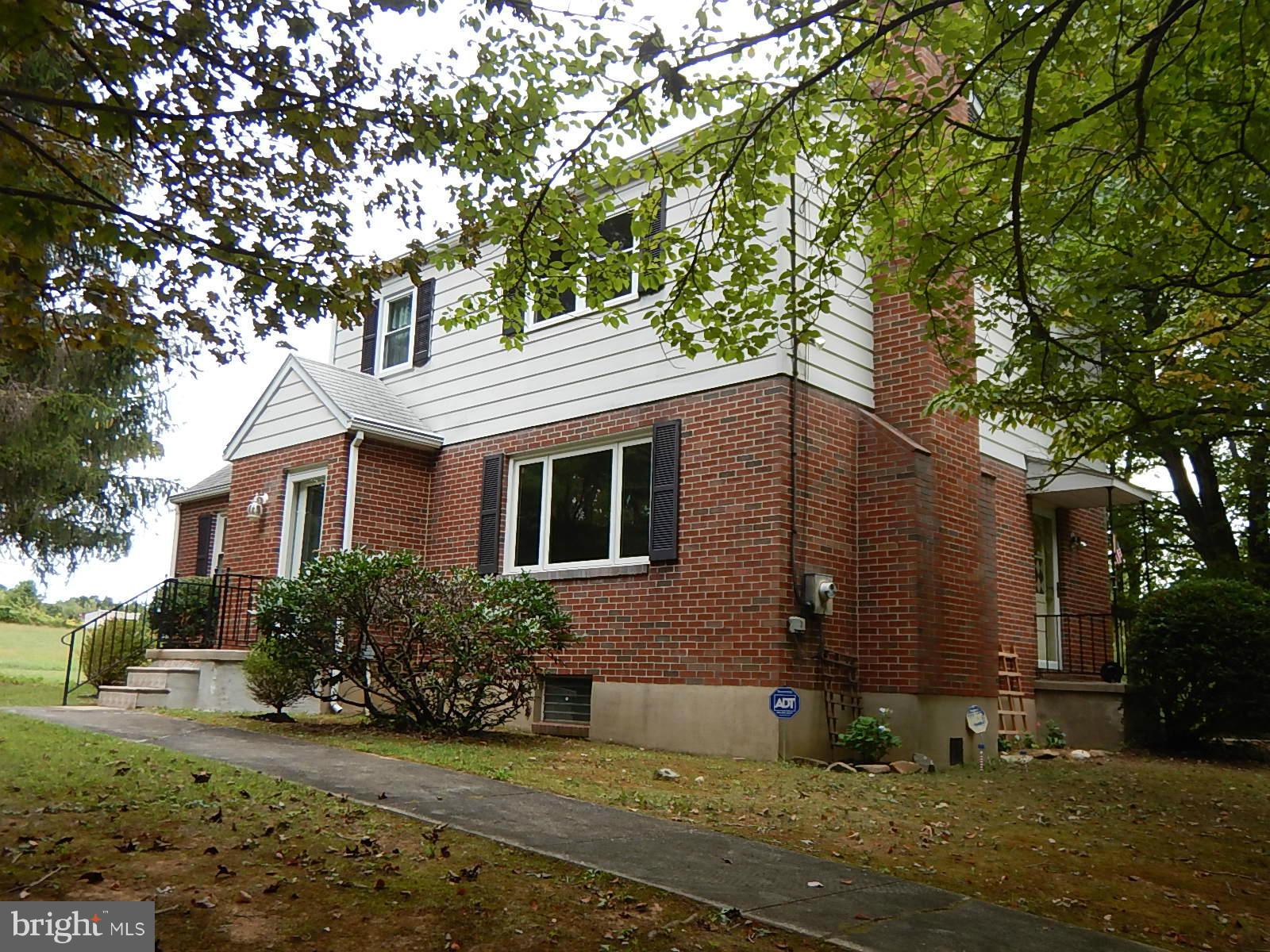 Exterior (General), Right Side of Home