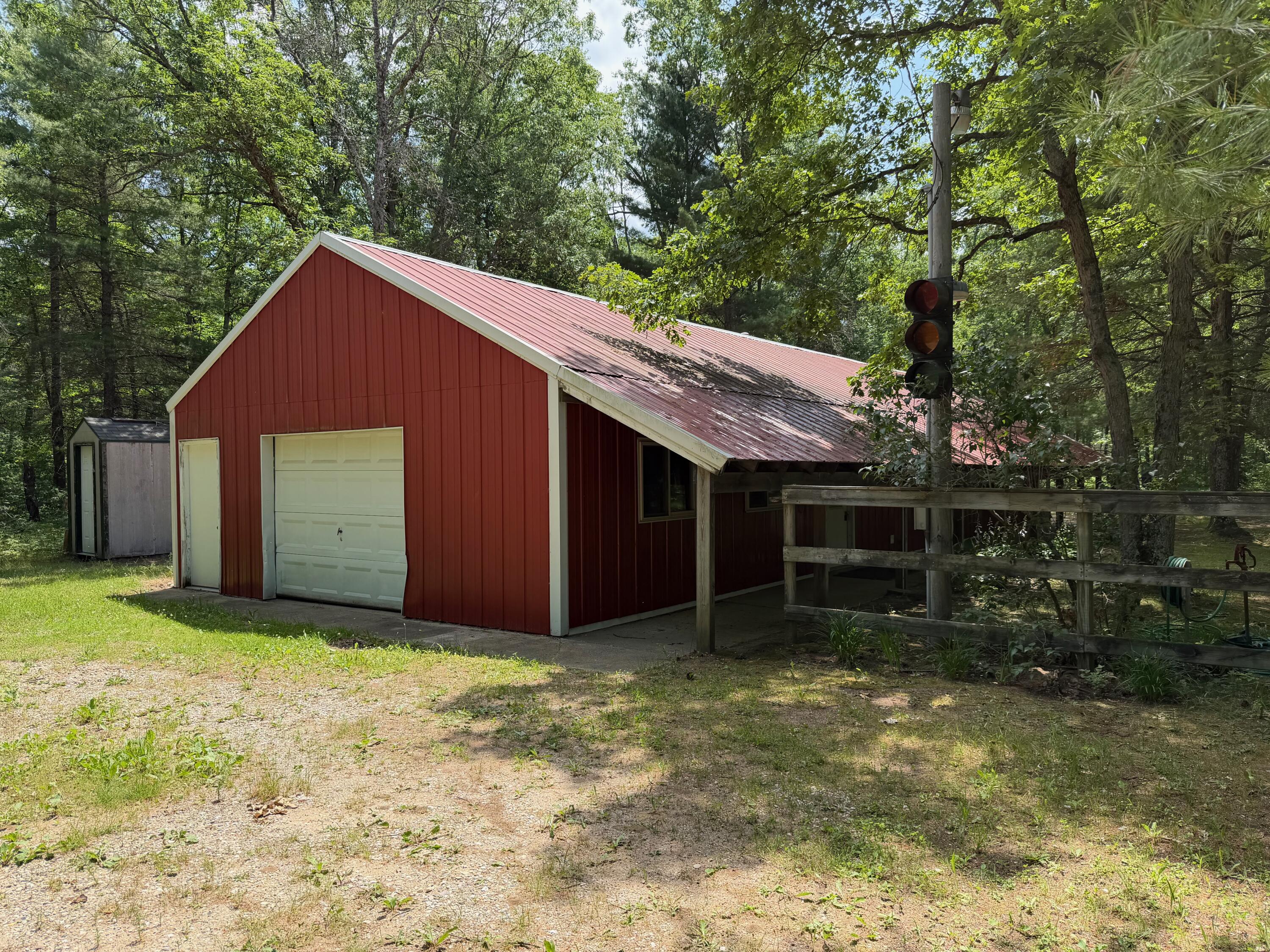 22533 Hoxeyville Road Wellston, MI 49689 - Photo 7 of 19 IMG_1681