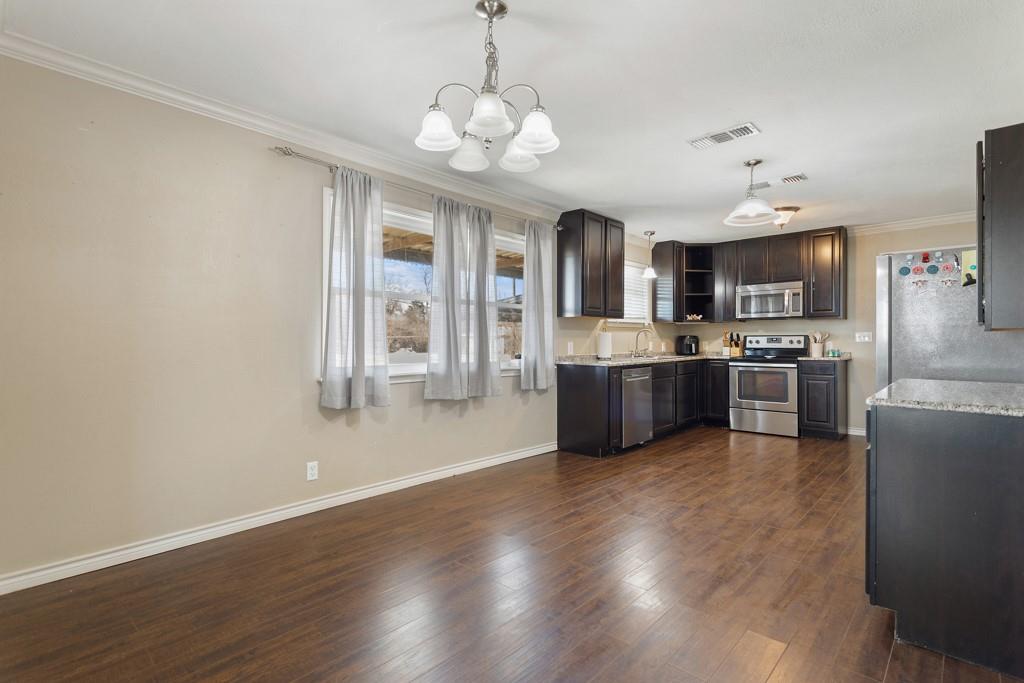 116 Magnolia Street Van, TX 75790 - Photo 11 of 37