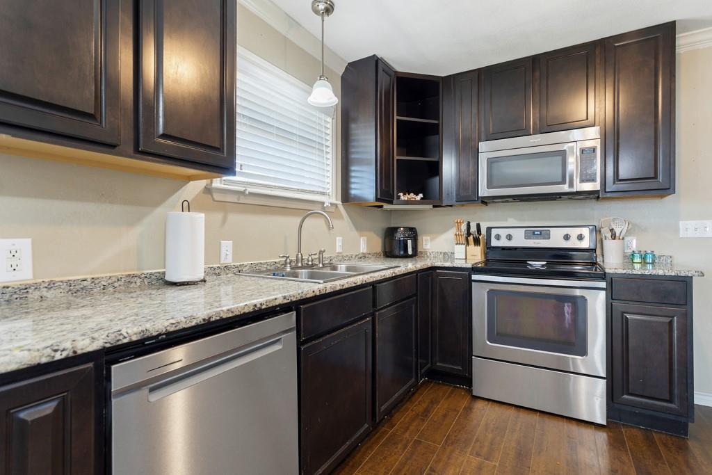 116 Magnolia Street Van, TX 75790 - Photo 13 of 37