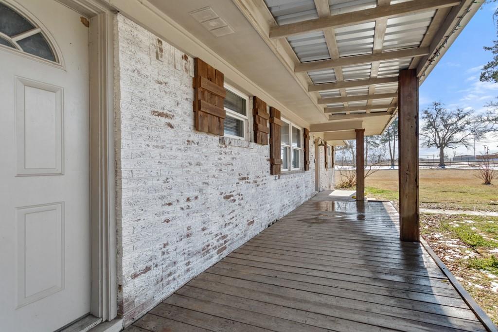 116 Magnolia Street Van, TX 75790 - Photo 2 of 37