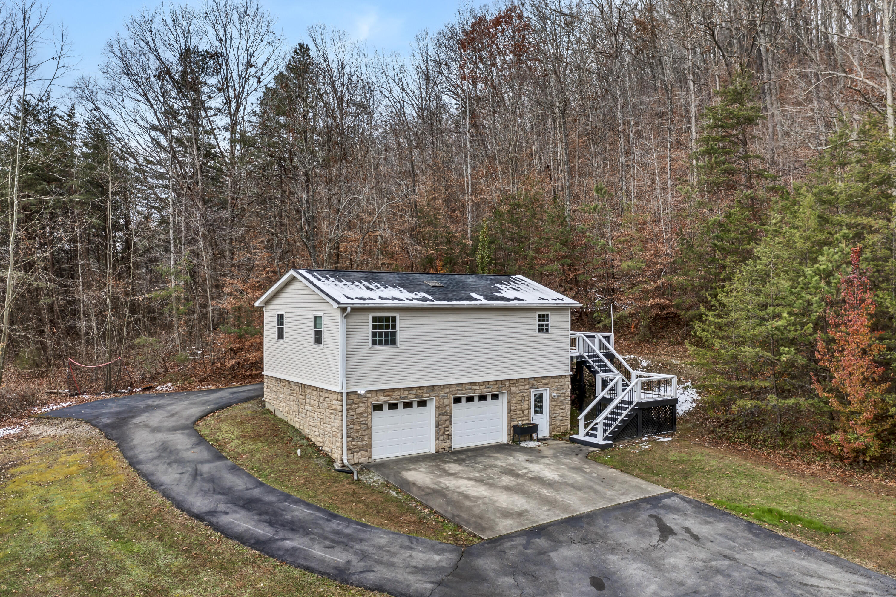 75 Hill-N-Dale Road Morehead, KY 40351 - Photo 2 of 42 DJI_0187