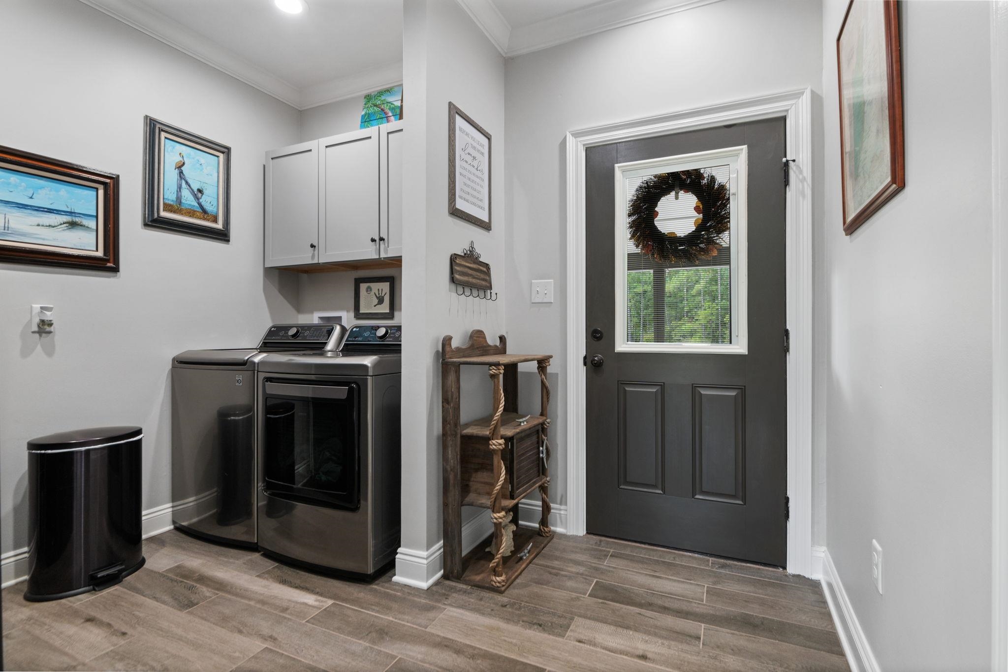 25867 Goat Cooper Road Robertsdale, AL 36567 - Photo 5 of 34 Laundry