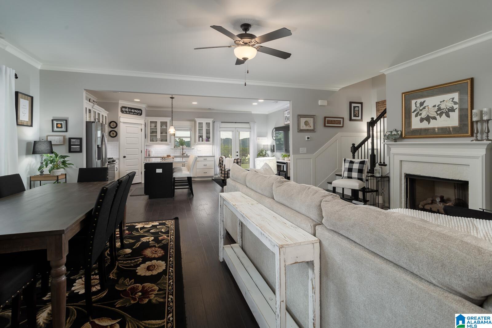 758 Pineview Road Birmingham, AL 35210 - Photo 8 of 48